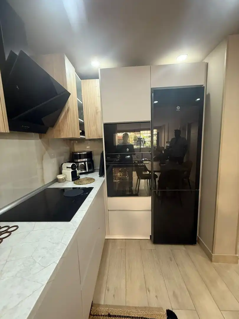 Cuina de Apartament en venda en Adeje amb Moblat i Piscina comunitària