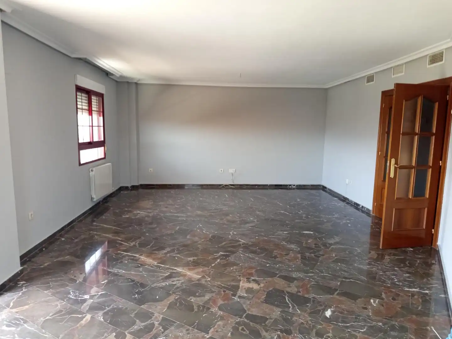 Flat for rent in Renfe - Bulevar 1ª y 2ª Fase