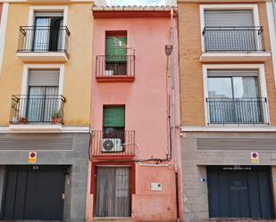 Vista exterior de Casa o xalet de lloguer en Castellón de la Plana / Castelló de la Plana amb Calefacció, Moblat i Rentadora