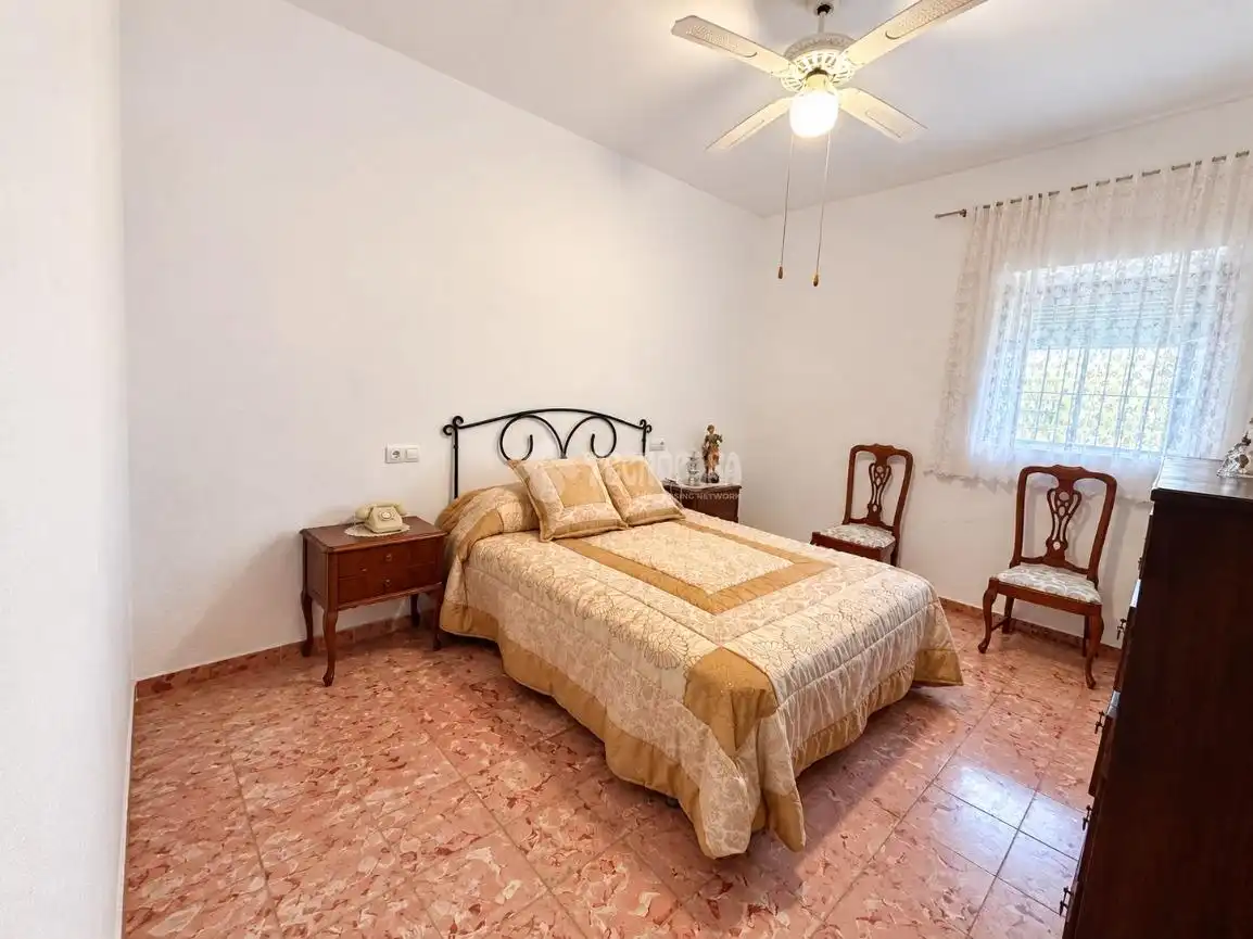 Bedroom of Houses for sale in Antequera