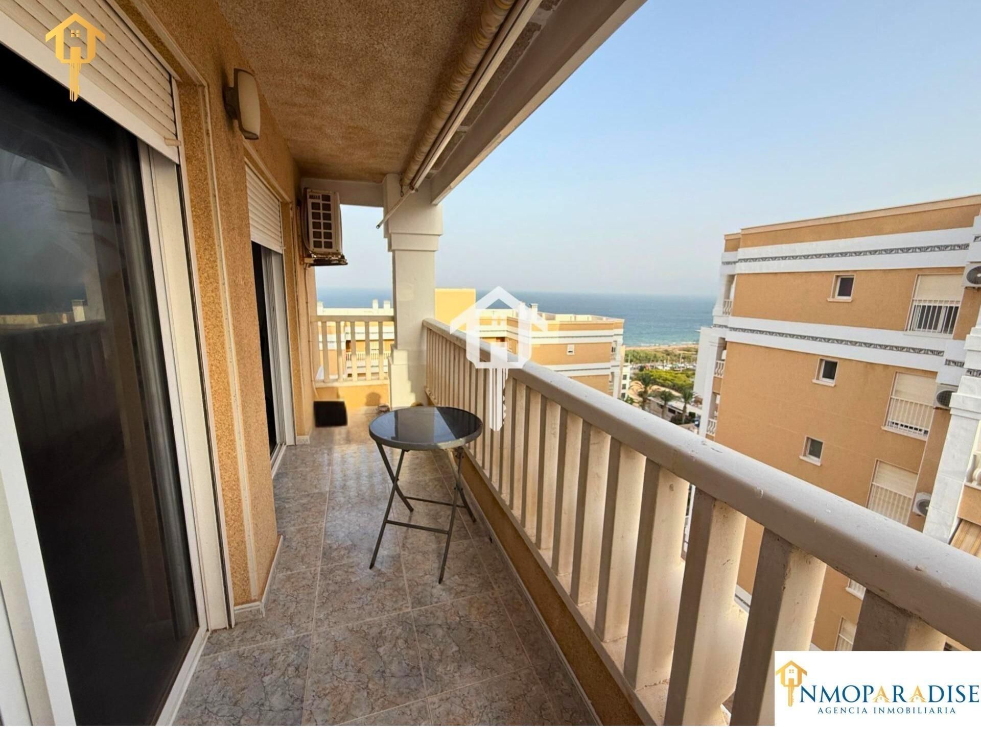 Pis en venda a Avenida COSTA BLANCA, Los Arenales del Sol