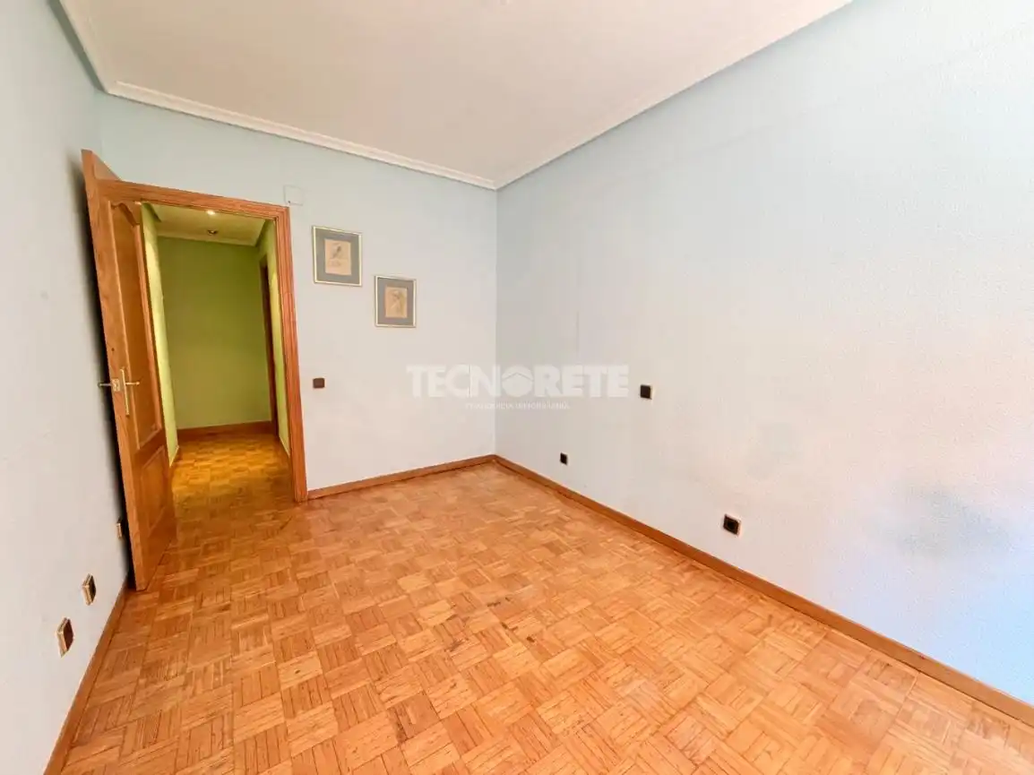 Habitación de Piso en venta en Talavera de la Reina con Calefacción y Terraza