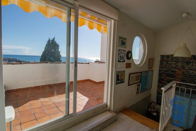 Casa adosada en Venta en Calle Guzmán el Bueno, 27 en Cerrado de Calderón - Hacienda Paredes