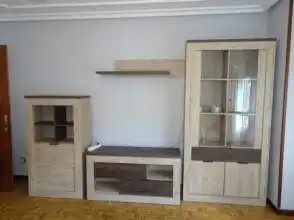 Wohnzimmer von Wohnung zur Miete in Gijón  mit Heizung, Parkett und Möbliert