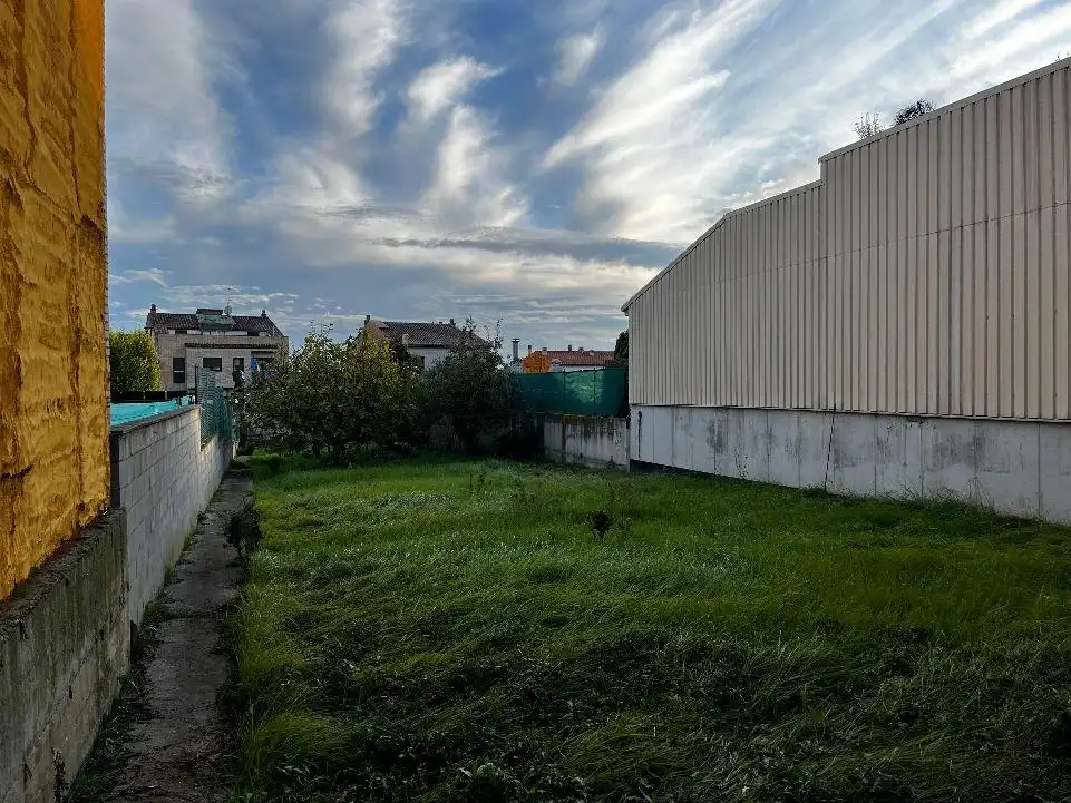 Terreny residencial en venda a Torelló, imagen 2