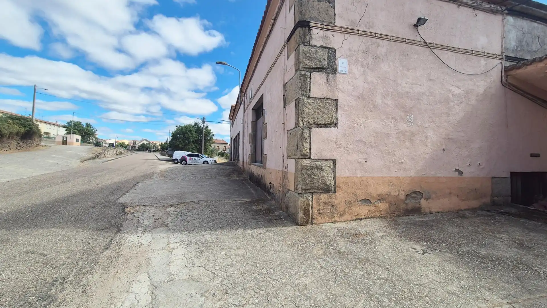 Vista exterior de Local en venda en Pereña de la Ribera