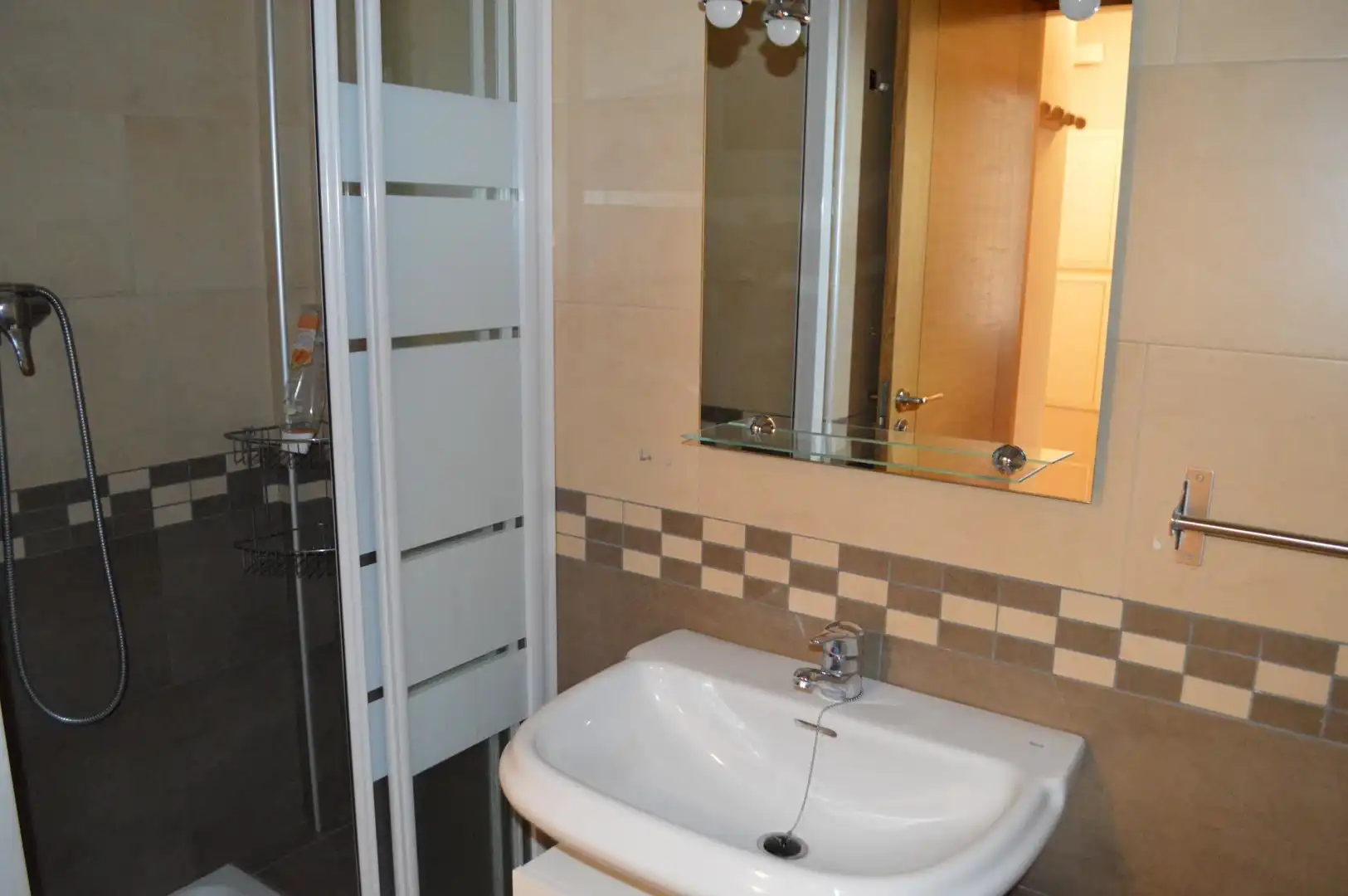 Apartament de lloguer a Calle SAGRADA FAMILIA, Angustias - Chana - Encina