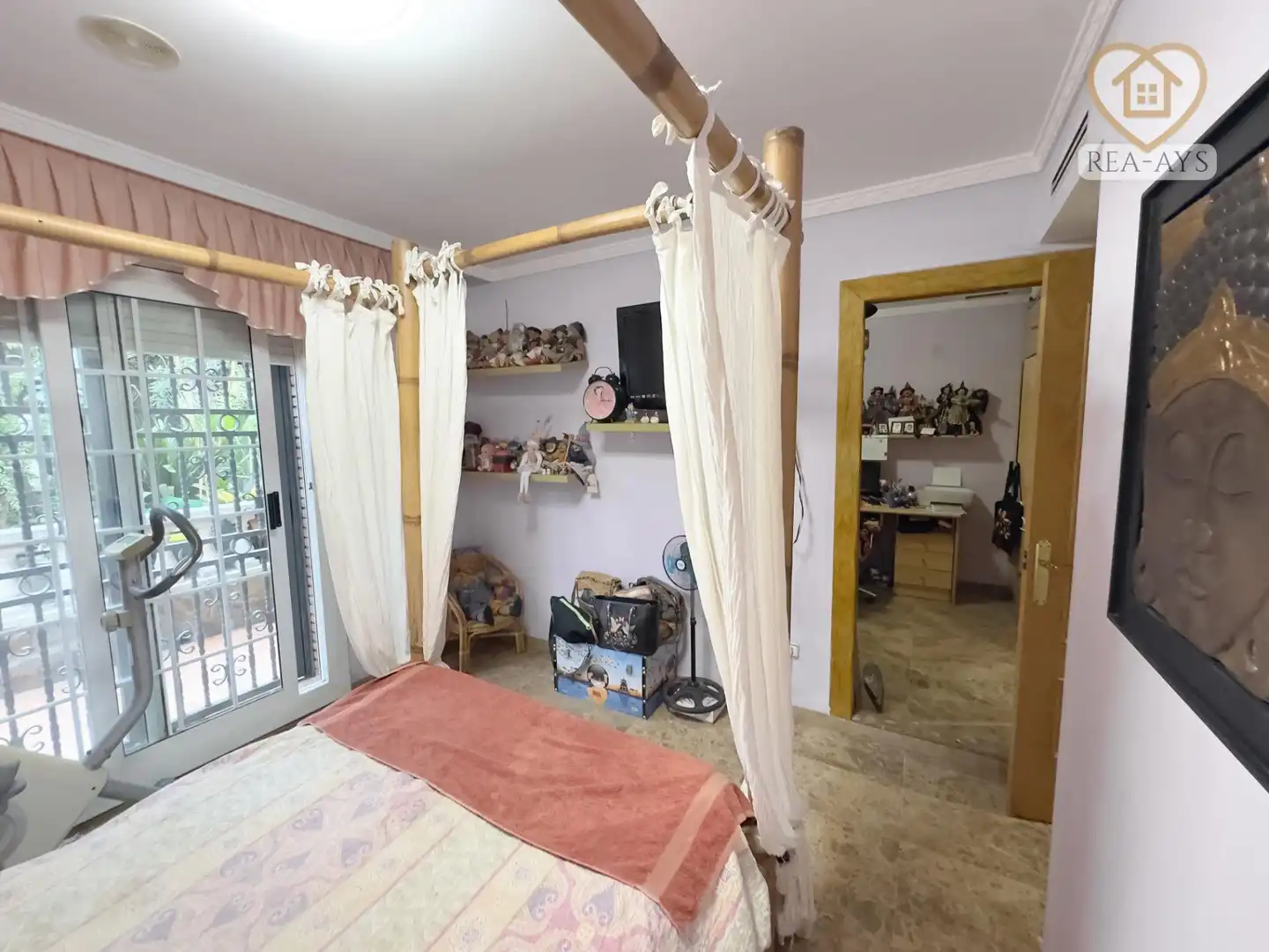 Bedroom of Houses for sale in Sant Vicenç Dels Horts  with Air Conditioner, Private garden and Terrace