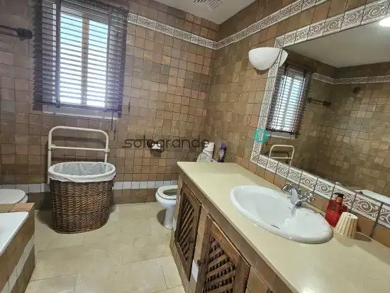 Villa mit Pool zum Verkauf in Sotogrande Costa, imagen 23