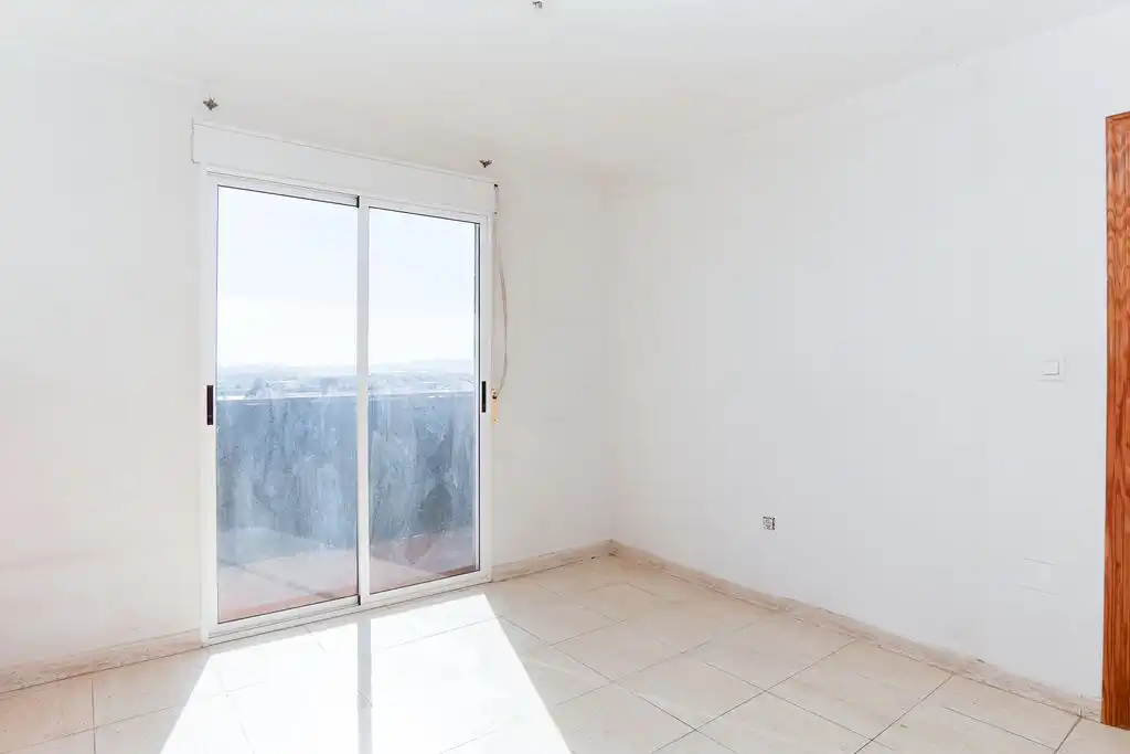 Casa aparellada en venda a C/ Federico Martín Bahamontes, imagen 16