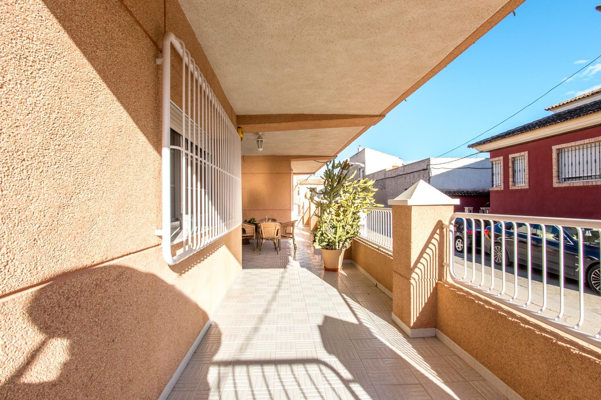 Vista exterior de Casa o xalet en venda en Molina de Segura amb Aire condicionat, Parquet i Moblat