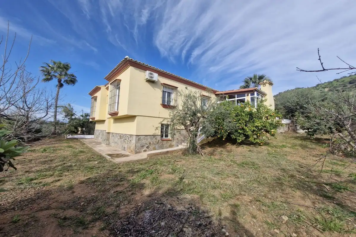 Casa rústica amb piscina en venda a Coín, imagen 2