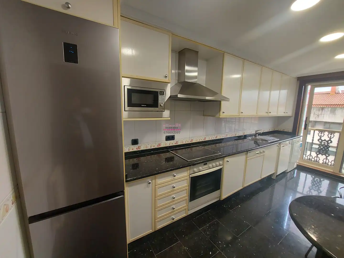 Flat for rent in Praza Francisco Fernández del Riego, 11, Plaza España - Corte Inglés