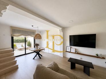 Casa con balcón en venta en Castellnou - Can Mir - Can Solà