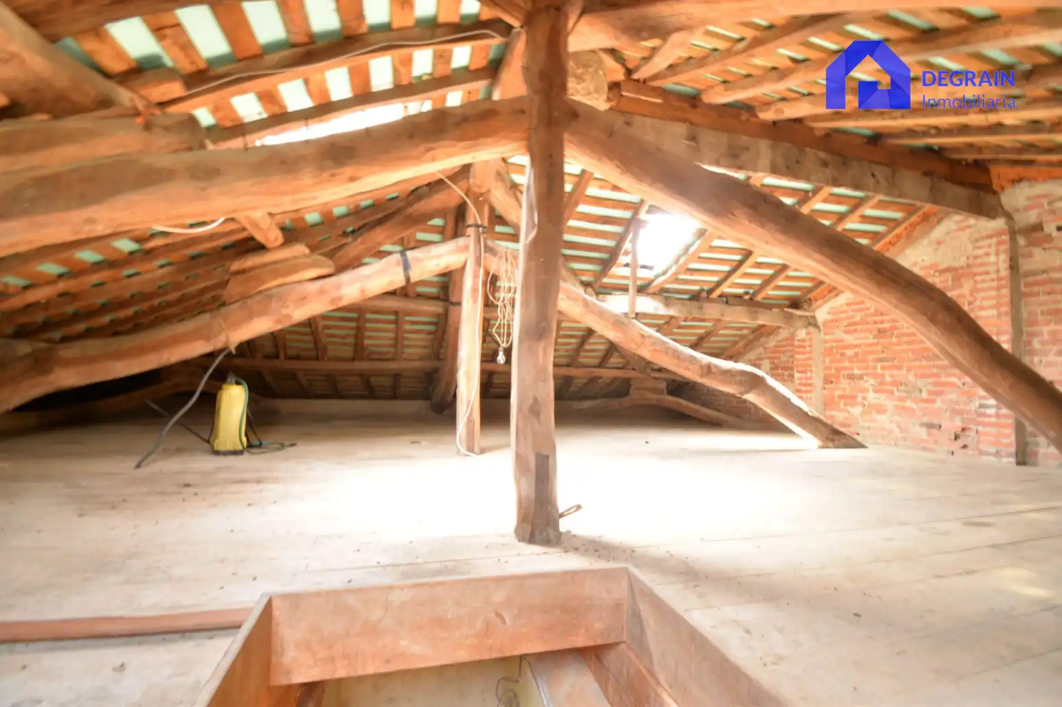 Casa o chalet en venta en Salas con Calefacción, Terraza y Trastero