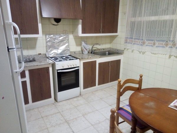 Cuina de Pis de lloguer en Elche / Elx amb Moblat i Balcó