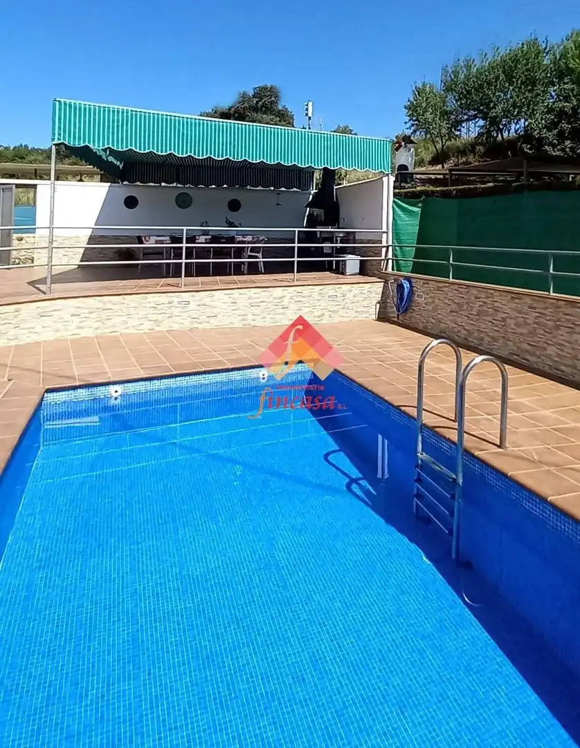 Piscina de Casa o xalet en venda en Ronda amb Aire condicionat, Calefacció i Jardí privat