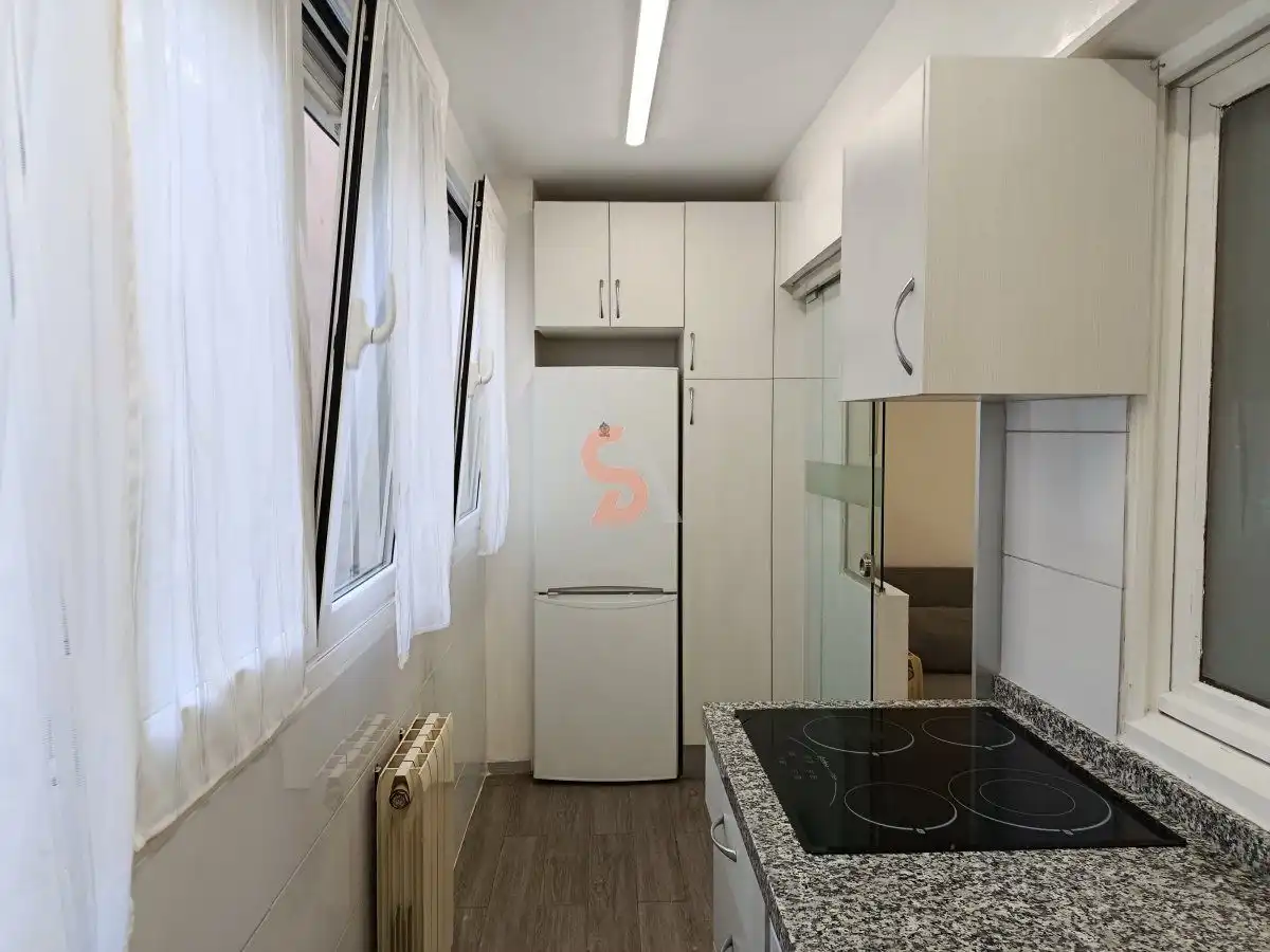 Kitchen of Flat for rent in Valladolid  with Heating