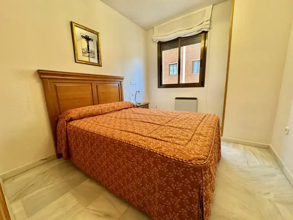 Schlafzimmer von Wohnung zum Verkauf in Córdoba mit Klimaanlage