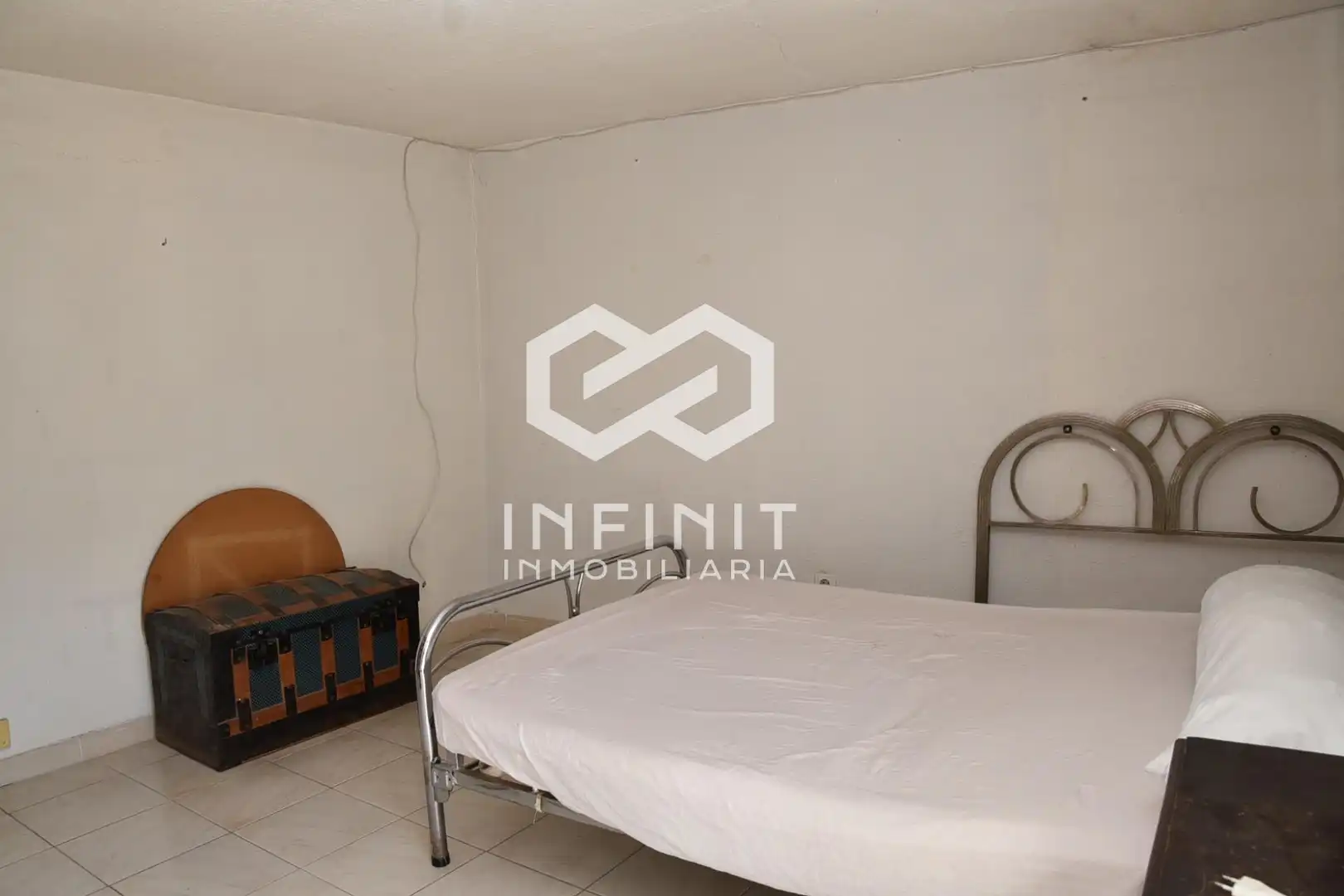 Bedroom of Houses for sale in Muduex  with Private garden, Storage room and Balcony