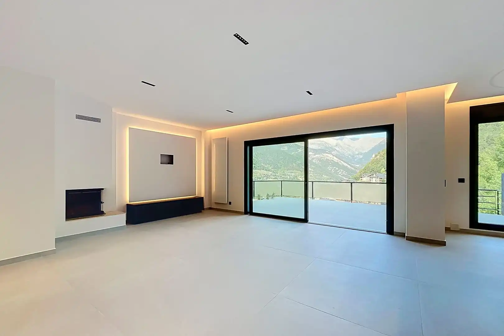 4-bedroom chalet for rent in L'Aldosa, La Massana · 8 of 58