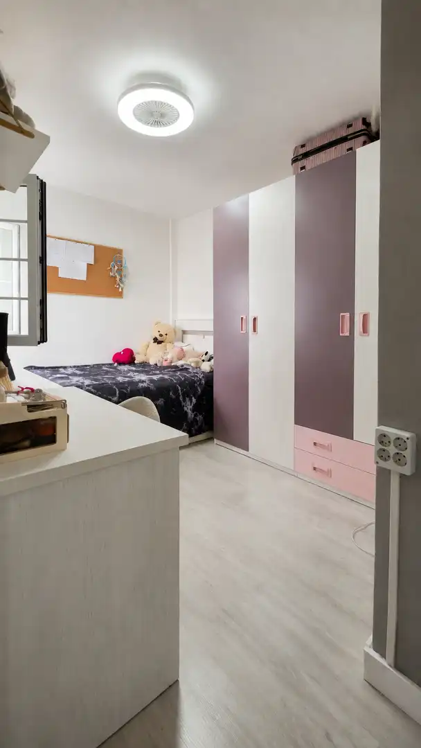 Schlafzimmer von Haus oder Chalet zum Verkauf in Santa Pola mit Klimaanlage, Heizung und Gemeinschaftspool