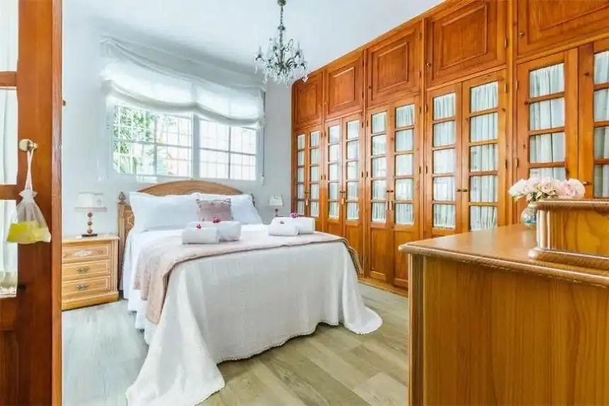 Habitación de Casa o chalet de alquiler en Vélez-Málaga con Aire acondicionado, Calefacción y Jardín privado