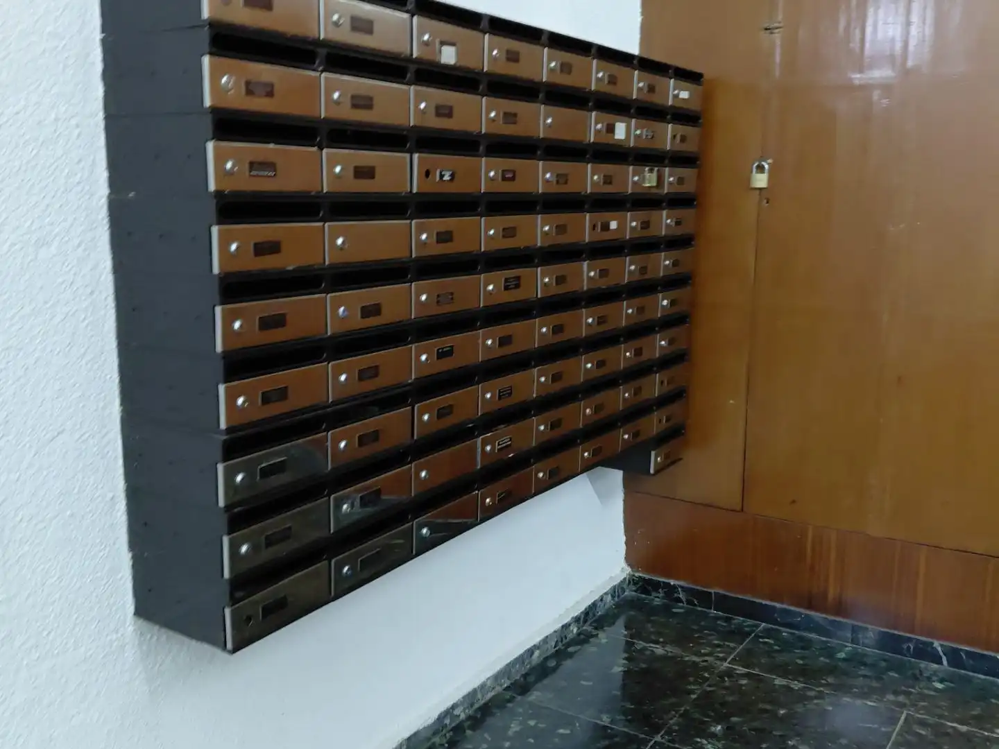 Piso en venta en  Valencia Capital con Aire acondicionado, Terraza y Balcón