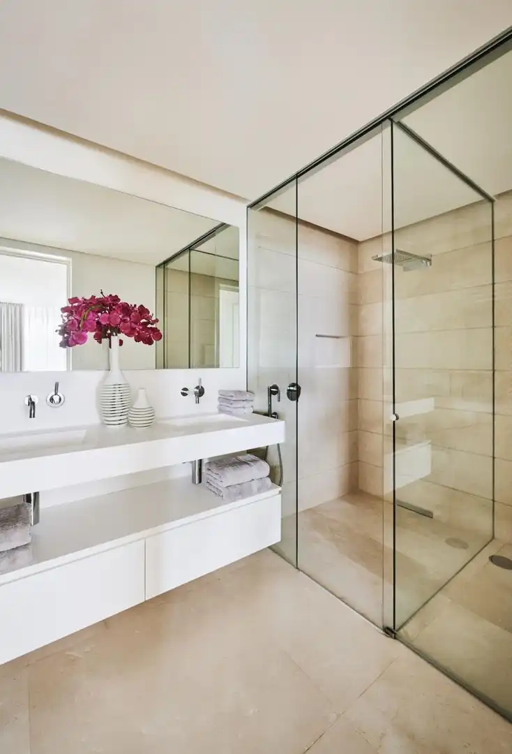 Badezimmer von Wohnungen zum Verkauf in Ojén mit Terrasse