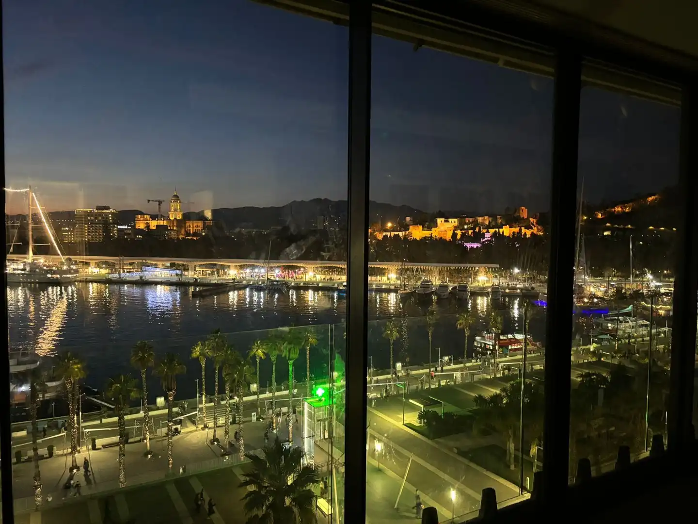 Flat with lift to rent in DE LA FAROLA, imagen 2
