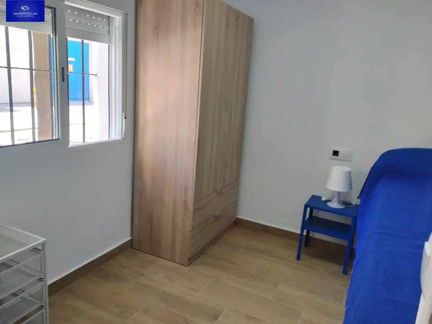 Schlafzimmer von Erdgeschoss zur Miete in Cádiz mit Möbliert