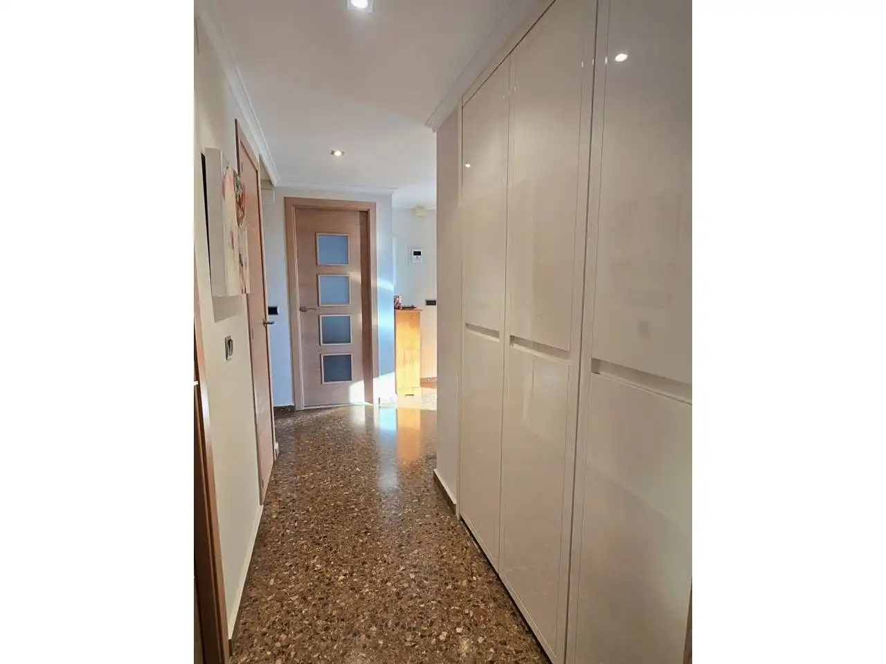 Dachboden zum Verkauf in Valencia mit Klimaanlage, Heizung und Terrasse