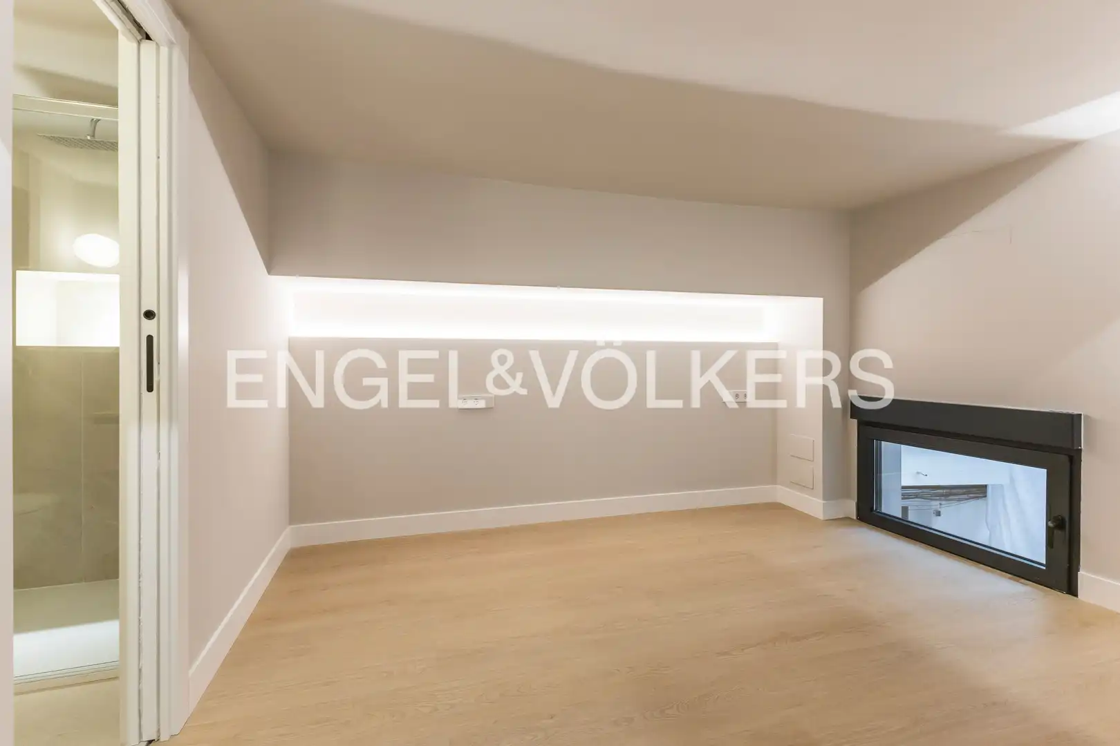 Apartments for rent in Madrid  with Air Conditioner and Heating