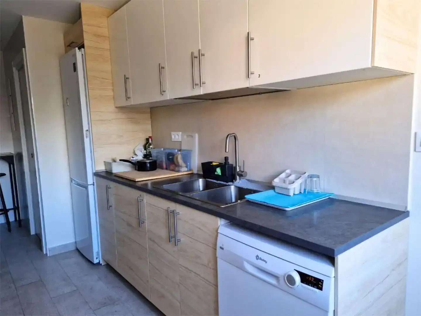 Cocina de Casa o chalet para compartir en Madrid con Aire acondicionado, Jardín privado y Parquet