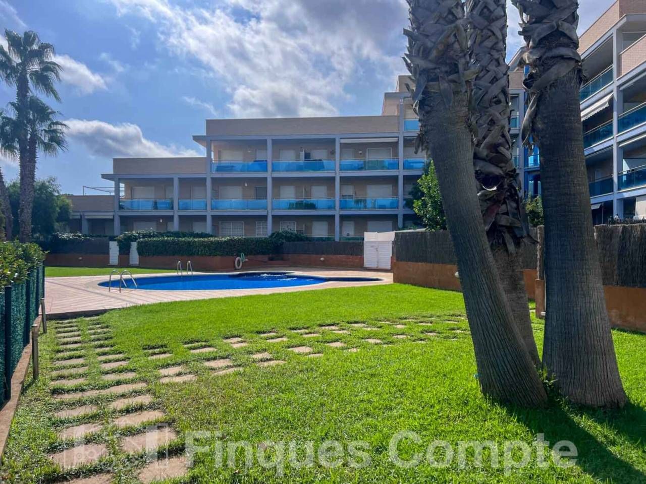 Flat for sale in victoria dels angels