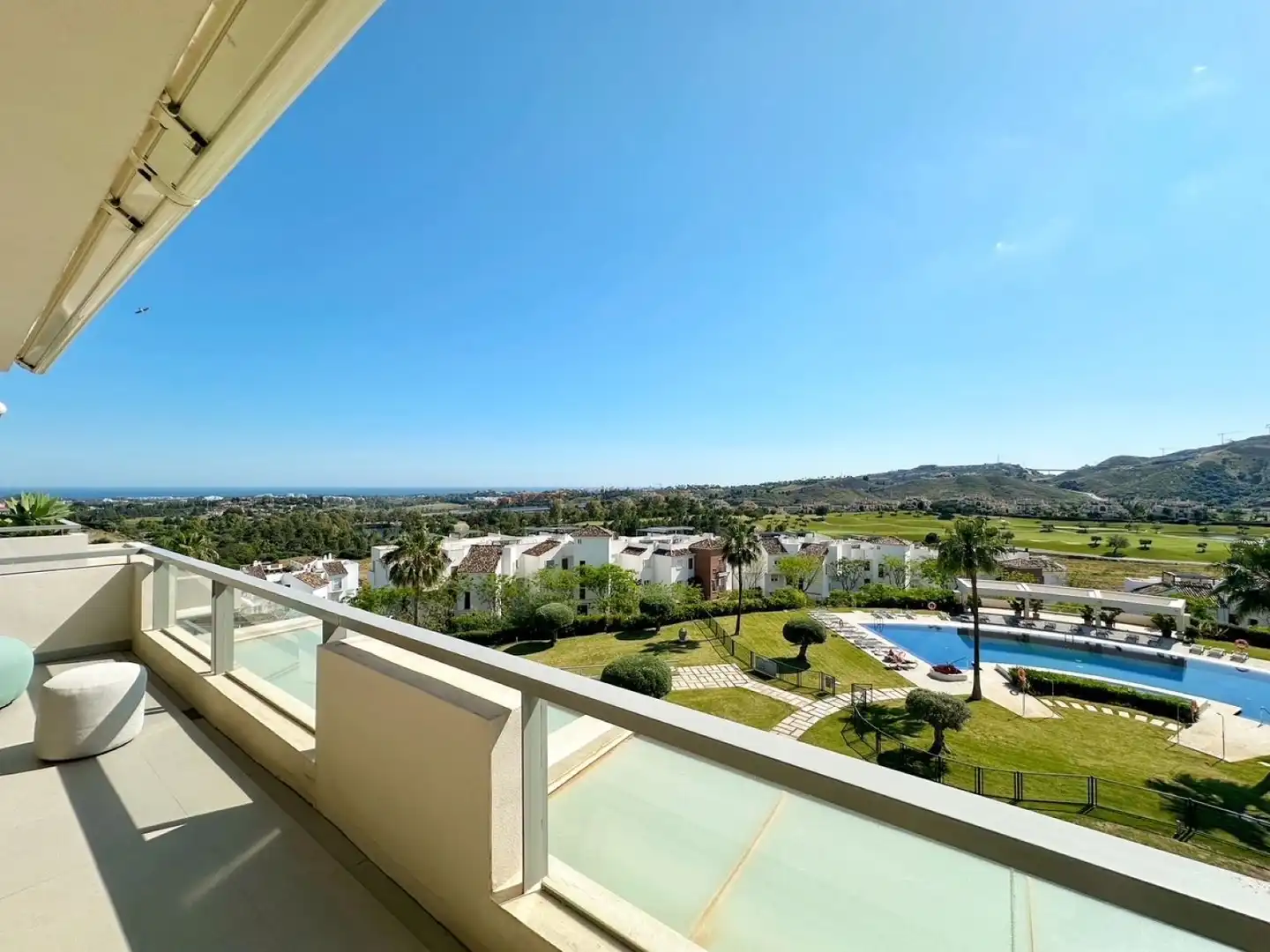 Terrace of Attic for sale in Benahavís  with Air Conditioner, Terrace and Furnished