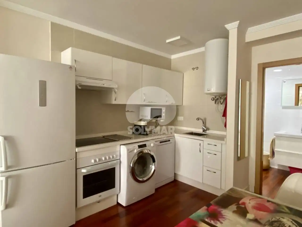 Flat for rent in Calle Melosas, Paseo Marítimo de Levante