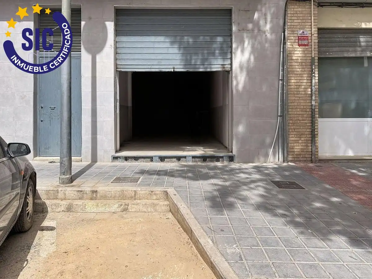 Aparcament de Local en venda en Quart de Poblet