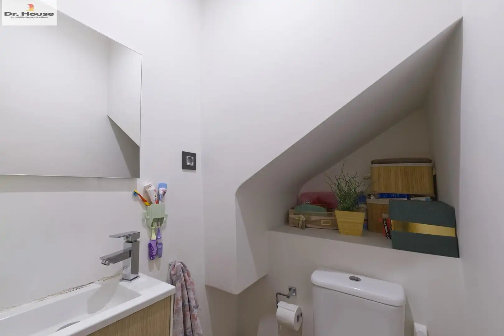 Flat for sale in Málaga  with Air Conditioner, Heating and Storage room