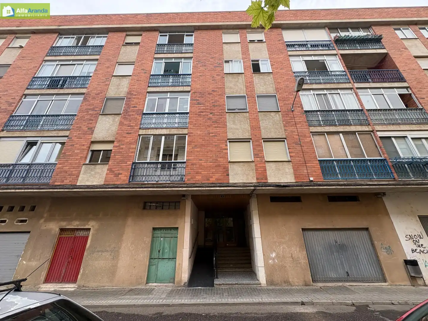 Außenansicht von Wohnung zum Verkauf in Aranda de Duero mit Heizung, Terrasse und Möbliert