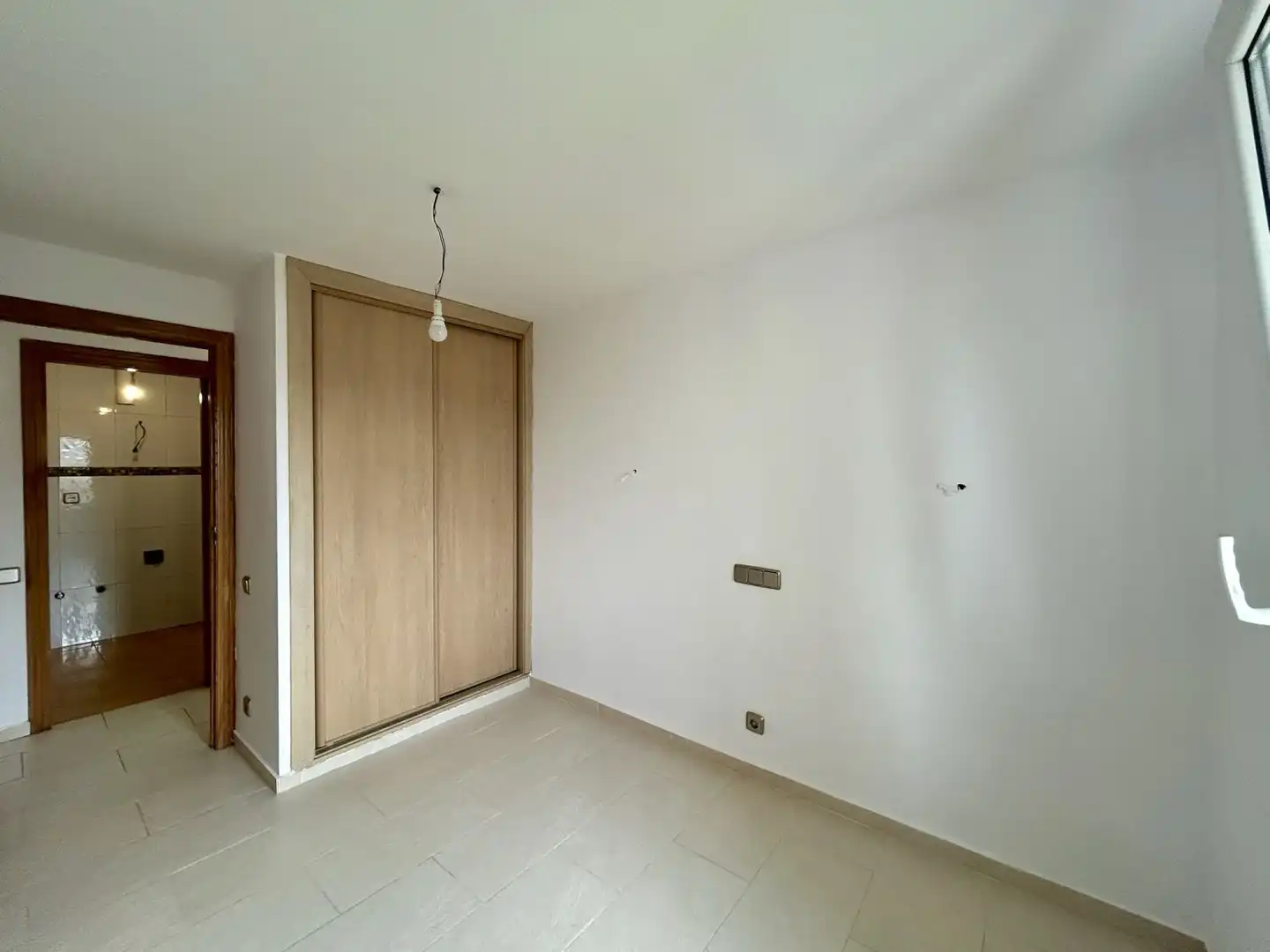Habitación de Piso en venta en Laredo con Calefacción y Terraza
