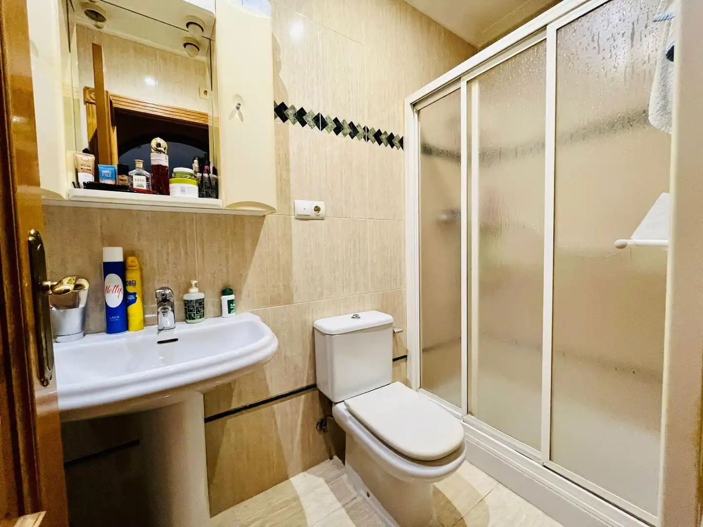 Bathroom of Houses for sale in Elche / Elx  with Air Conditioner, Private garden and Terrace
