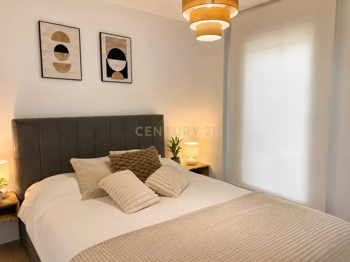 Schlafzimmer von Wohnungen zur Miete in Benalmádena mit Klimaanlage, Waschmaschine und Gemeinschaftspool