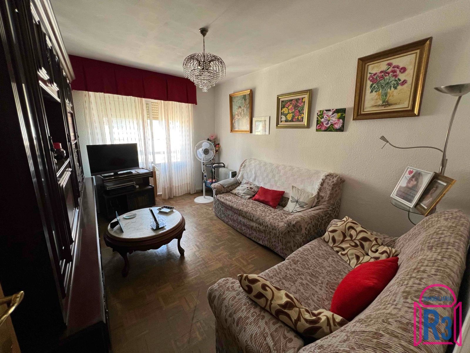 Living room of Flat for sale in León Capital   with Heating, Storage room and Furnished