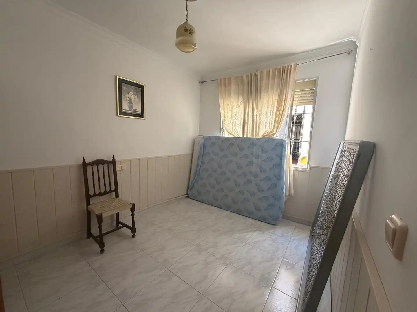 Dormitori de Casa o xalet en venda en Morón de la Frontera amb Terrassa i Balcó
