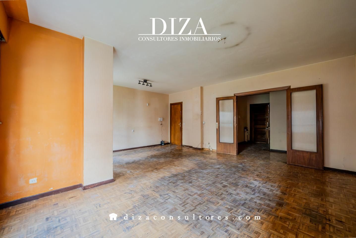 Flat for sale in De Fernando El Católico, Gaztambide