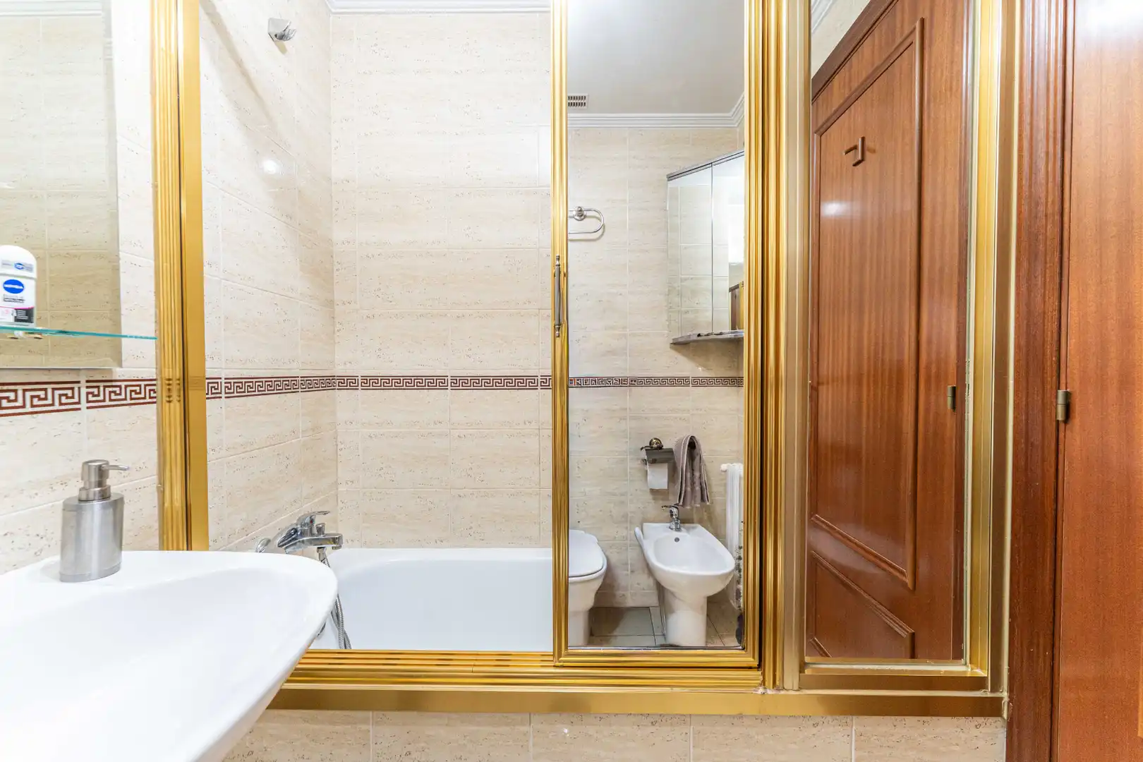 Badezimmer von Maisonette zum Verkauf in Fuenlabrada mit Klimaanlage, Heizung und Terrasse