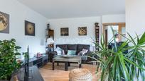 Sala d'estar de Casa o xalet en venda en Vallromanes amb Aire condicionat, Piscina i Balcó