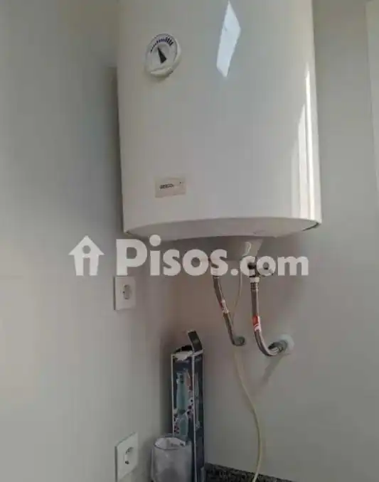 Baño de Ático de alquiler en Almería con Amueblado