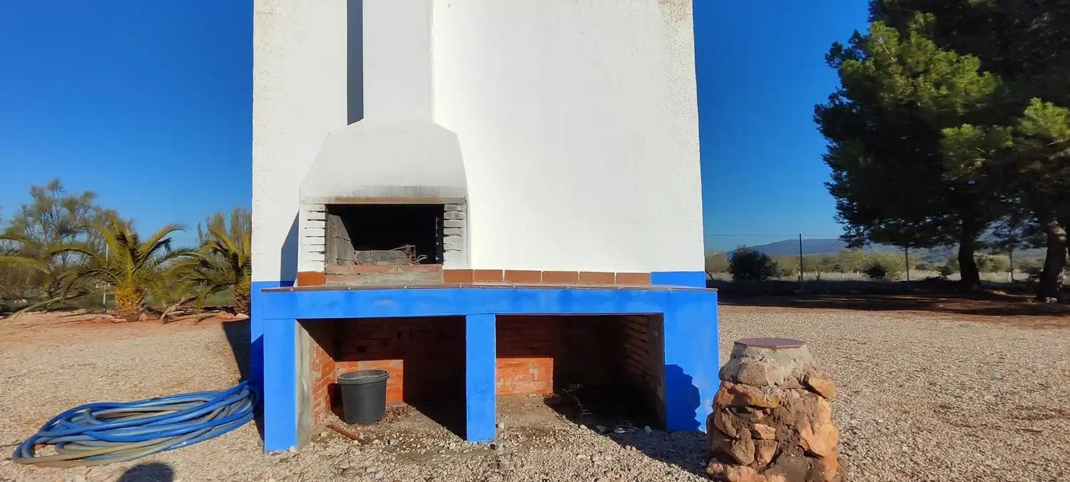Casa o chalet en venta en La Solana   con Jardín privado, Terraza y Trastero
